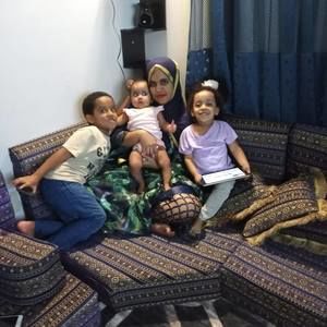 Meet your Posher, Fetiya